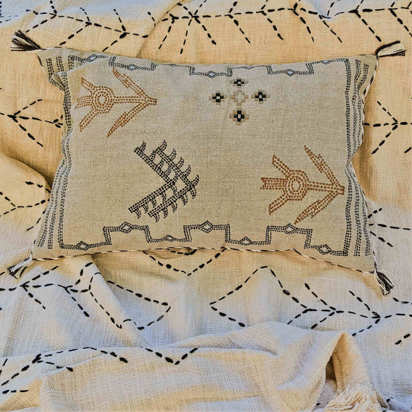 The Charm of Bohemian Blanket and Pillow Designs
